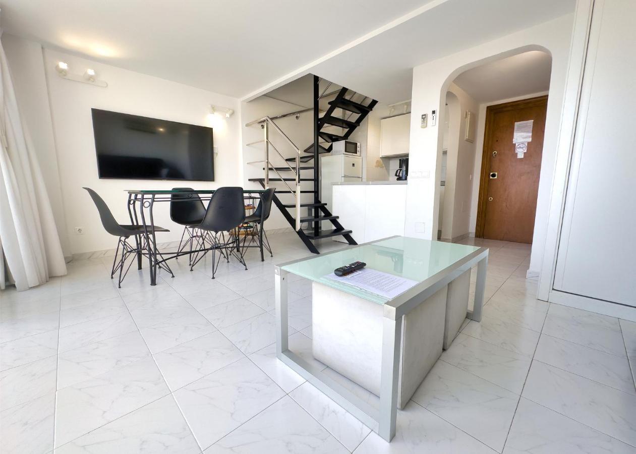 Skol 514 East Facing Duplex Apartment With Sea Views 마르베야 외부 사진
