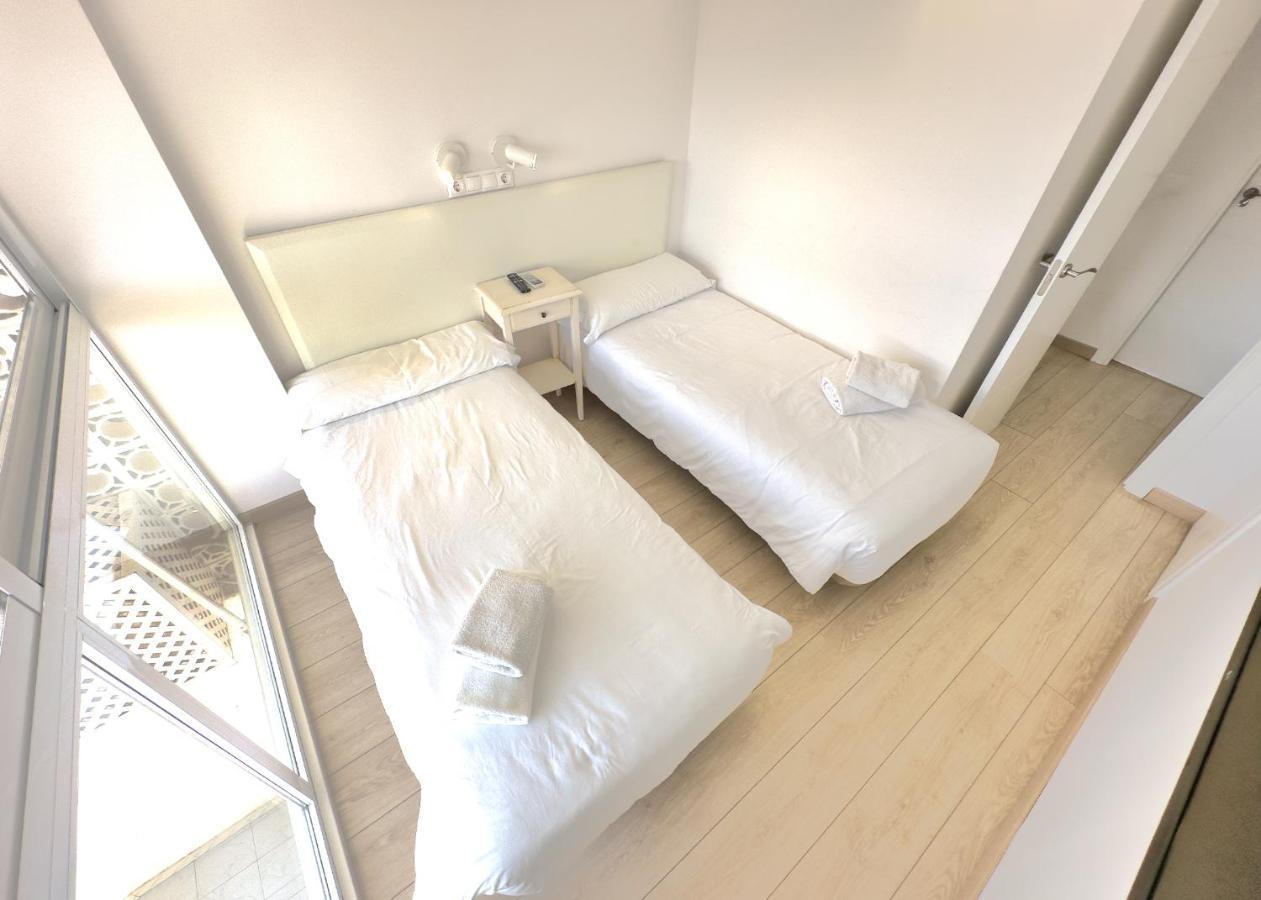 Skol 514 East Facing Duplex Apartment With Sea Views 마르베야 외부 사진